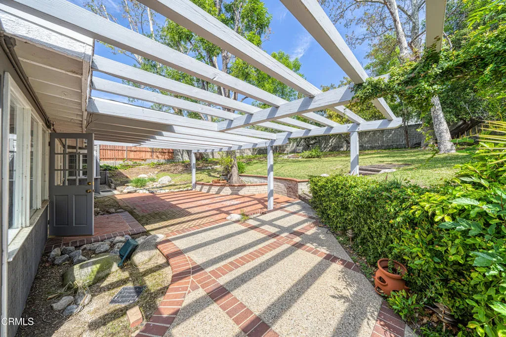 1041 Green Lane, La Canada Flintridge, California 91011 home-pic-31